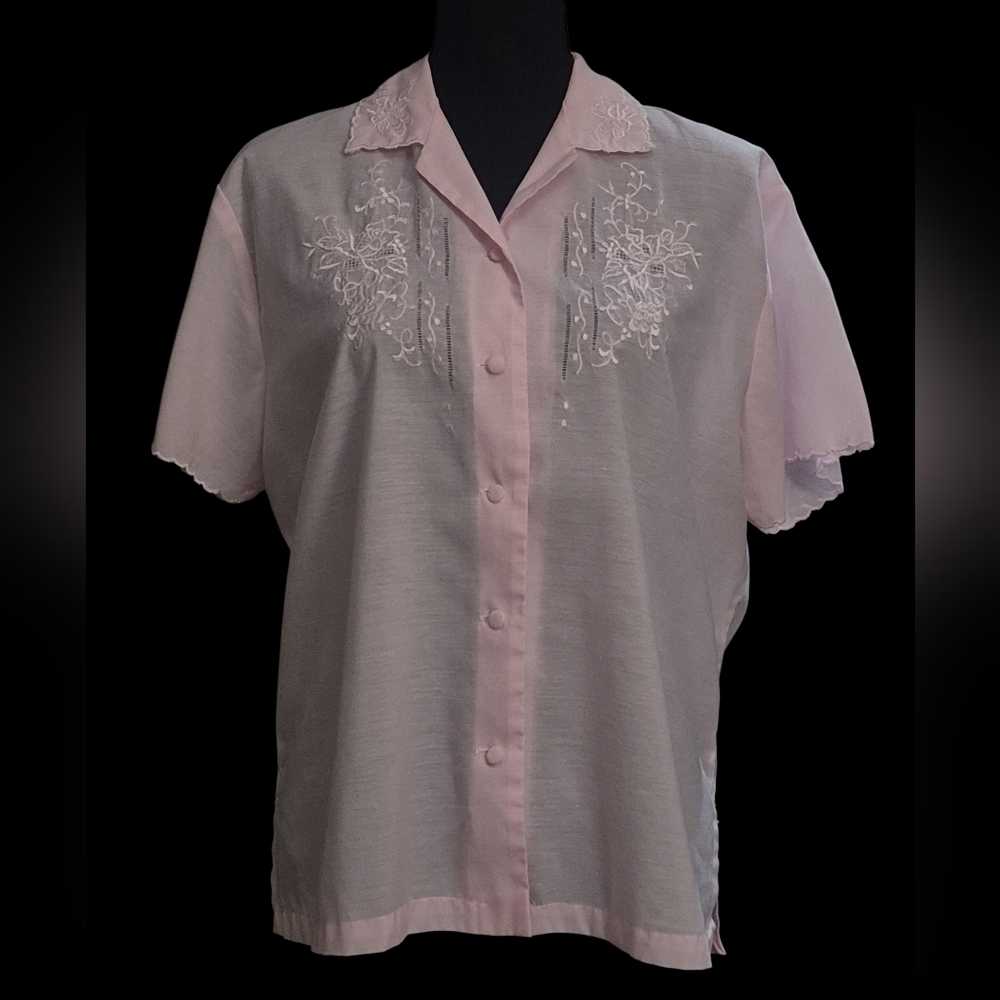 Vintage Daffodil Baby Pink Embroidered Scalloped Hem Button Up Shirt - Size XL